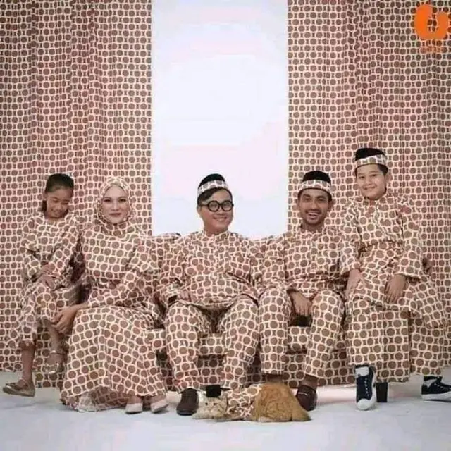 8 Potret Outfit Nyeleneh Lebaran yang Malah Bikin Malu Ini Kocak