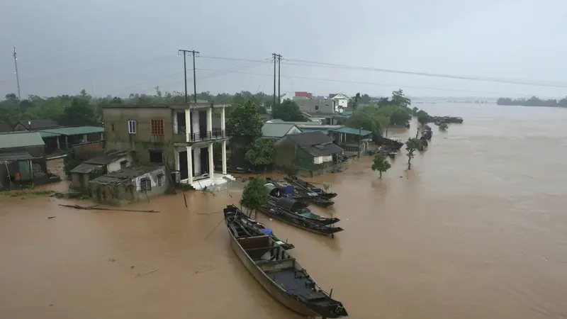 Ilustrasi Banjir Akibat Hujan Deras di Vietnam