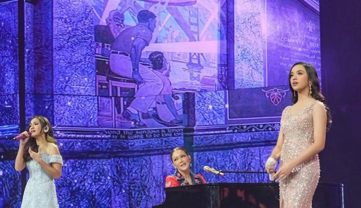 Rambut panjangnya ditata bergelombang dan digerai oleh hair stylist Resti Sekar Andini. (Instagram/lyodraofficial).