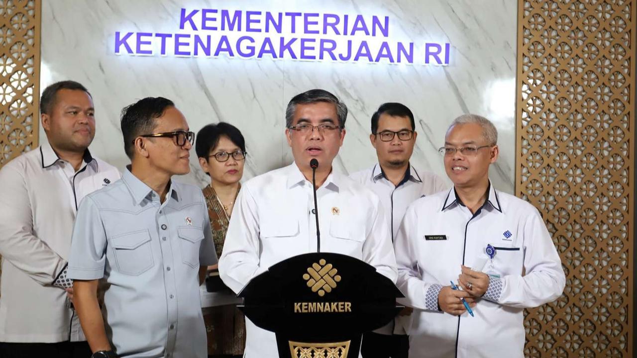 FOTO: Menaker Terbirtkan SE Baru, Perusahaan Dilarang Batasi Usia dan Hapus Syarat Good Looking Bagi Pelamar Kerja