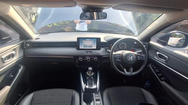 Menguji Ketangguhan Honda HR-V e:HEV Menuju Anyer, Begini Performa dan Kenyamanannya (Arief A/Liputan6.com)