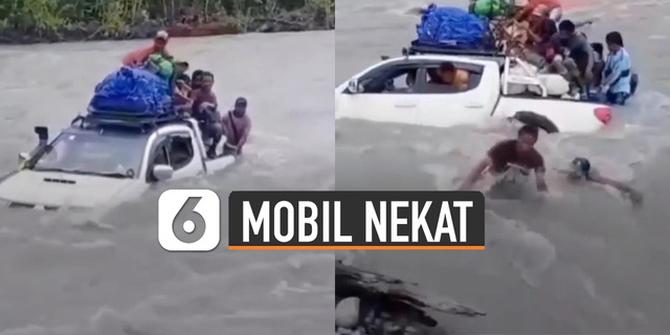 VIDEO: Viral Aksi Nekat Mobil Seberangi Sungai Berarus Deras
