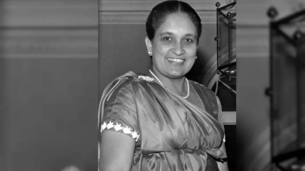 PM wanita Sri Lanka bernama Sirimavo Bandaranaike. (Kids Britannica)