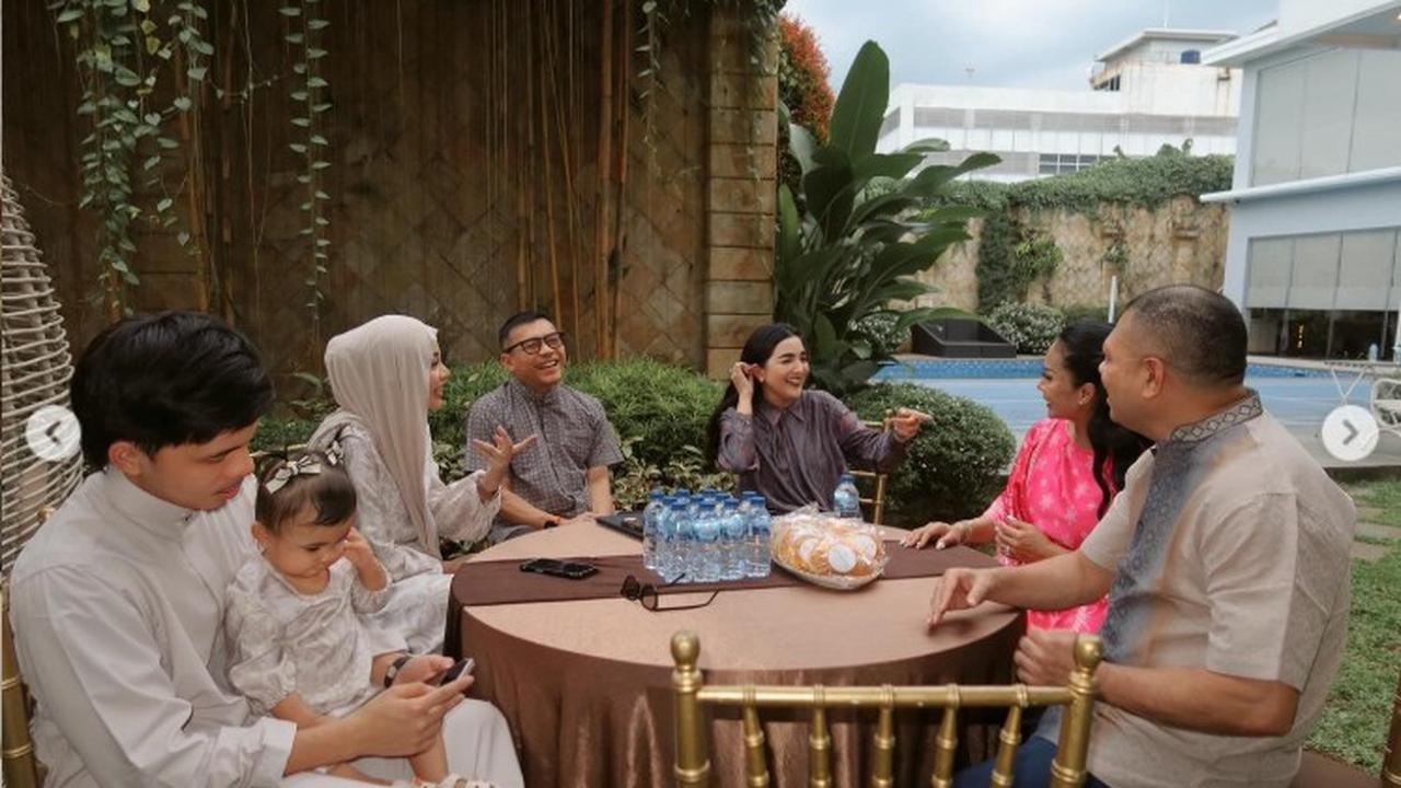 Keluarga Anang dan Aurel Hermansyah Bukber di Rumah Krisdayanti, Hidangan dan Suasananya Serasa Momen Lebaran