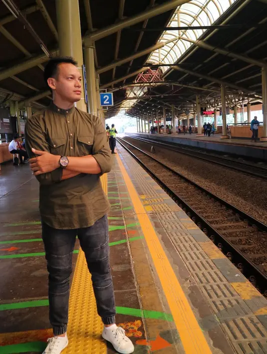 (Instagram/benjoshua_r)