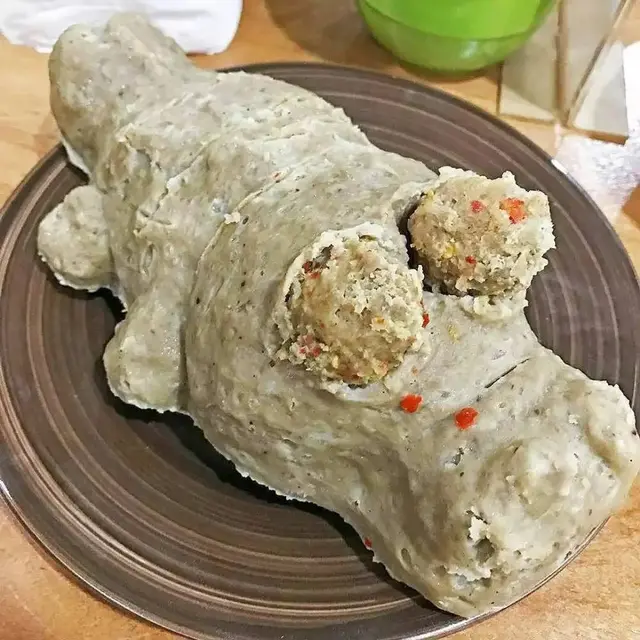 9 Potret Bentuk Bakso Nyeleneh, Ada Pocong Hingga Buaya