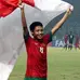Evan Dimas Darmono merupakan pesepakbola asal Surabaya yang kini memperkuat Bhayangkara Solo FC