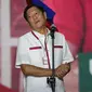 Kandidat presiden, Ferdinand Marcos Jr., putra mendiang diktator, bereaksi terhadap massa pada kampanye terakhir mereka yang dikenal sebagai "Miting De Avance" pada Sabtu, 7 Mei 2022 di Kota Paranaque, Filipina. (AP Photo/Aaron Favila)