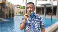 Komisaris PT Persib Bandung Bermartabat, Umuh Muchtar. (Muhammad Iqbal Ichsan/Bola.com)