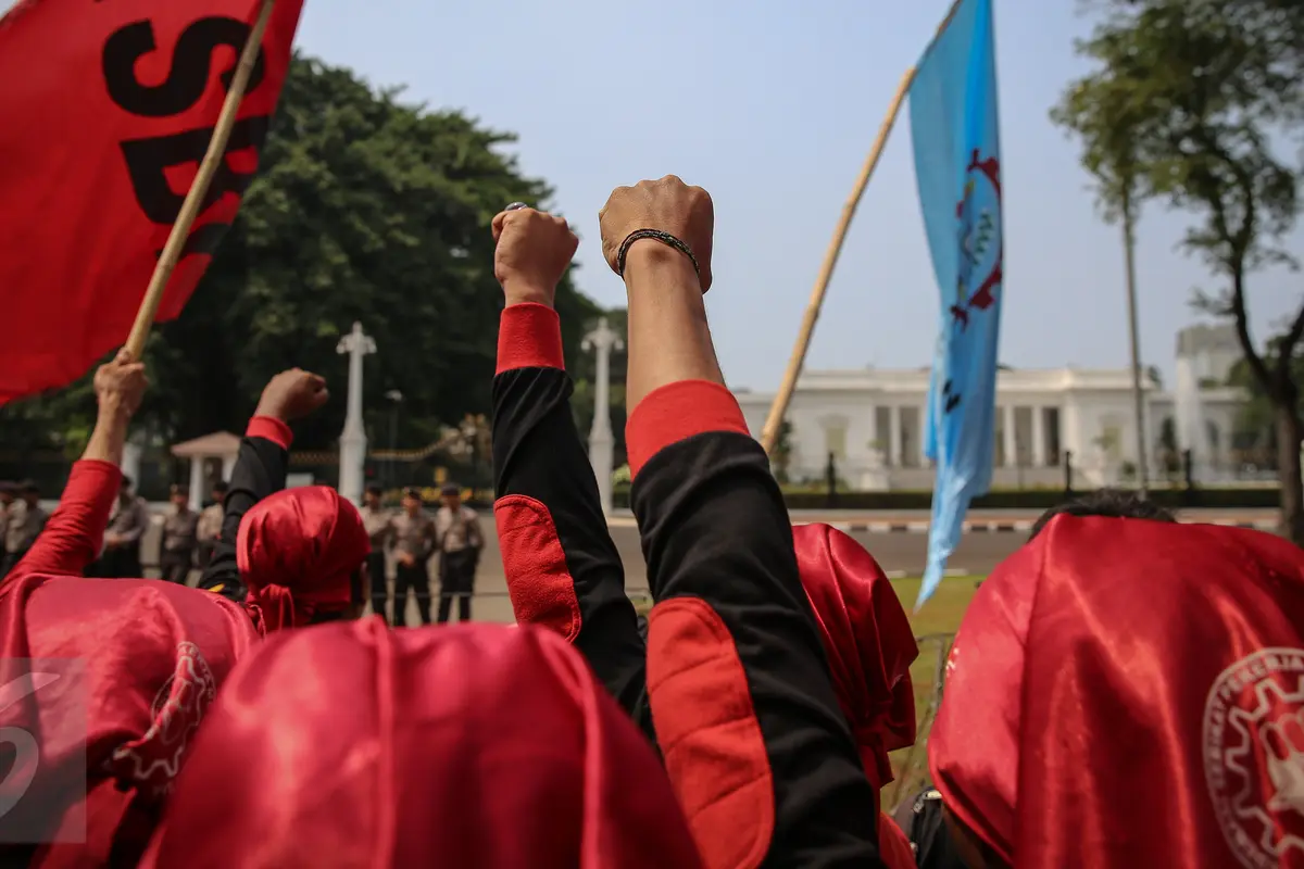 20151015-Ribuan Buruh Kepung Istana Tolak Kebijakan Ekonomi Jilid IV -Jakarta