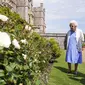 Ratu Elizabeth II di taman istana Kastil Windsor. (dok. Steve Parsons / POOL / AFP