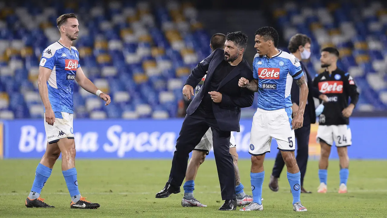 FOTO: Singkirkan Inter Milan, Napoli Lolos ke Final Coppa Italia