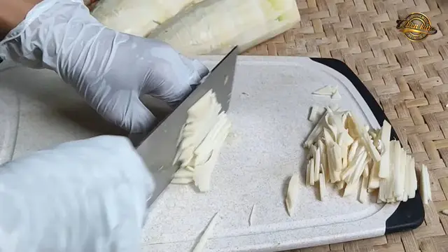 Tidak Perlu Gula atau Garam, Ini Cara Masak Rebung Agar Tetap Putih dan Tidak Bau