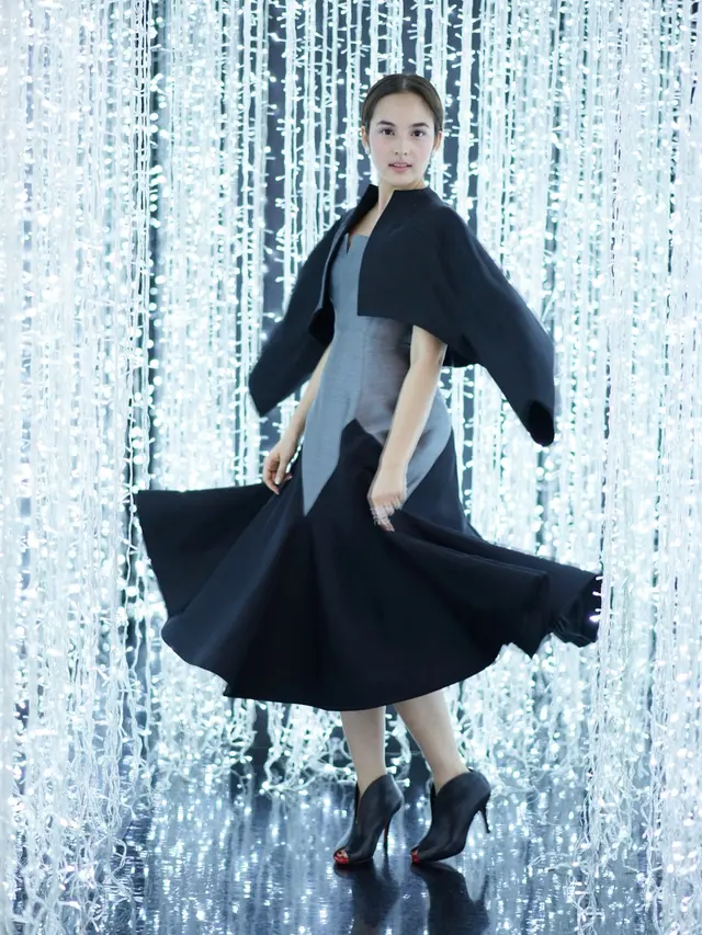 [Bintang] Berawal dari Kontes Modelling Majalah, Gaya Chelsea Islan dan Vanesha Prescilla Ini Semakin Modern Kekinian