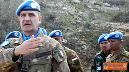 Citizen6, Lebanon: Komandan Unifil Mayjen Paolo Serra (Italia) usai memimpin serah terima jabatan Komandan Sektor Timur Unifil elaksanakan peninjauan keTmOP 36. (Pengirim: Badarudin Bakri)