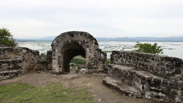 Benteng Otanaha di Gorontalo