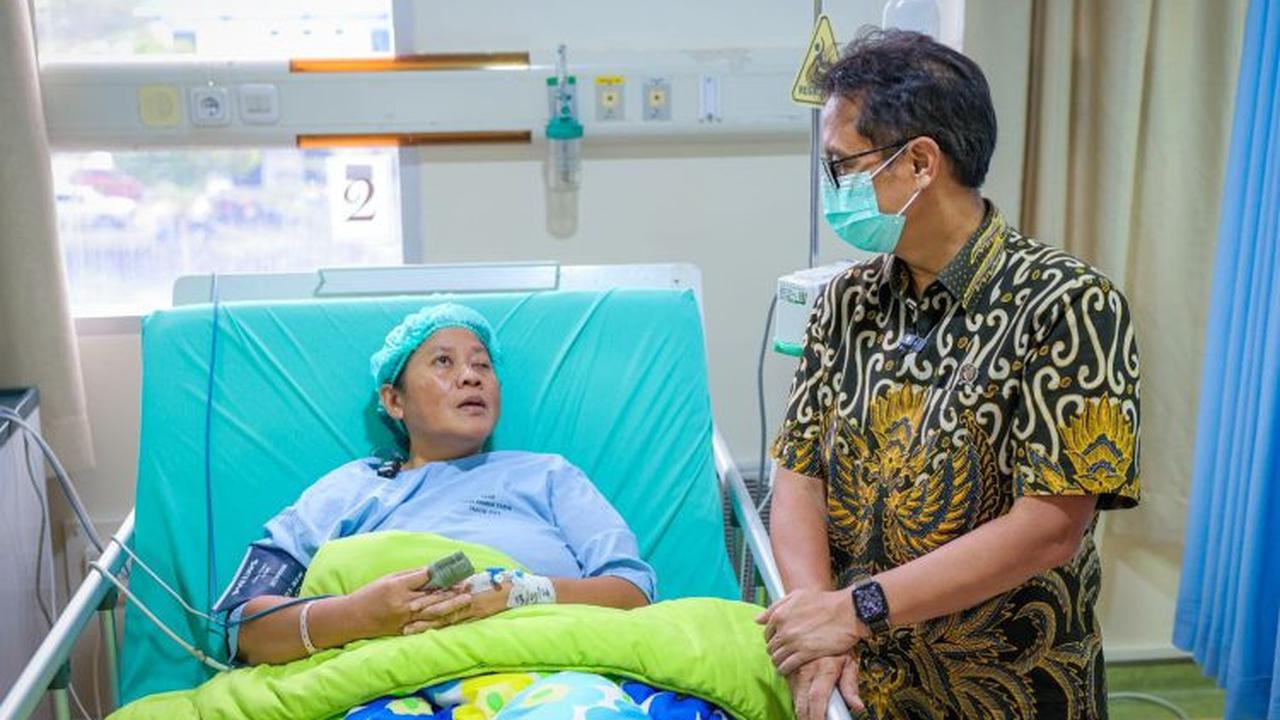 Menteri Kesehatan Budi Gunadi Sadikin mengungkapkan kebanggaannya atas keberhasilan operasi bypass jantung di Tanjung Pinang, yang dulunya hanya mimpi. (Foto:  Biro Komunikasi dan Pelayanan Publik Kemenkes RI)