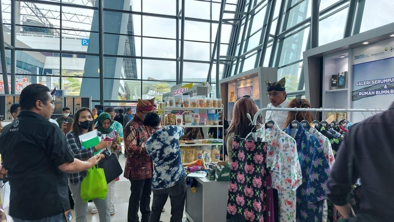 Sebanyak 35 gerai usaha mikro, kecil, dan menengah (UMKM) asal Provinsi Bangka Belitung, isi pameran Gerai Nusantara Terminal 3 Bandara Soekarno-Hatta (Soetta), sepanjang Februari 2023.
