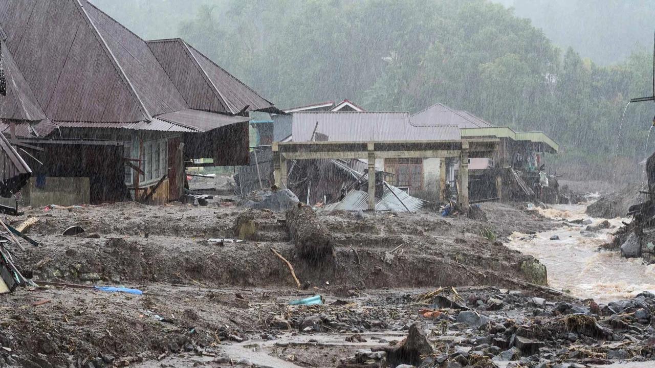 Kerugian Akibat Banjir Bandang di Sumbar Mencapai Rp33,5 Triliun, Sektor Infrastruktur Paling Parah