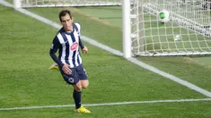 Cesar Delgado tercatat telah mengoleksi 27 gol bersama klub Meksiko CF Monterrey sejauh ini. Lima diantaranya terjadi di Piala Dunia Antarklub FIFA. Sebelumnya, Delgado merupakan mantan pemain Olympique Lyon yang berjasa memenangkan gelar Ligue 1 musim 2007/08. (AFP/Toru Yamanaka)