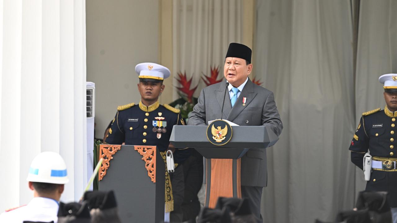 VIDEO: Tegas! Prabowo Depan Kapolri, Ingatkan Soal Ilmu Padi Hingga Singgung Ada Mau Adu Domba