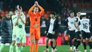 Kemenangan telak 5-0 ini mengantar Barcelona ke babak semifinal Copa del Rey 2024/2025, menunggu lawan dari hasil drawing mendatang. (AP Photo/Alberto Saiz)