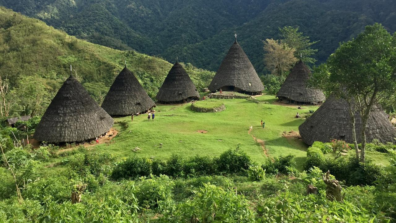 Keindahan desa adat Wae Rebo, Kabupaten Manggarai, NTT