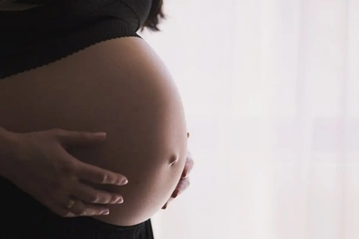 Ibu hamil/copyright Unsplash.com/freestocks.org