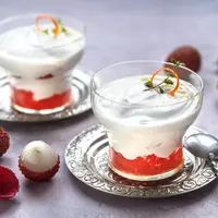 Resep Lychee Panna Cotta./Copyright depositphotos.com/kopachinsky