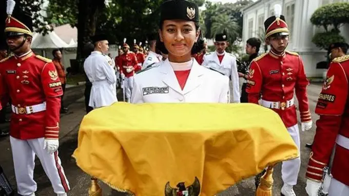 Selain Nilam, Ini 9 Paskibraka Cantik Pembawa Bendera Pusaka