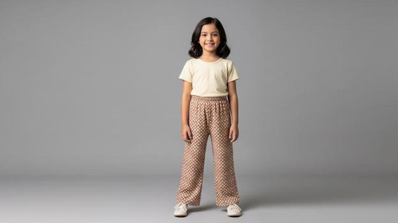 10 Model Celana Panjang Anak Perempuan yang Lucu dan Elegan, Cocok Dikenakan saat Libur Akhir Tahun 2025