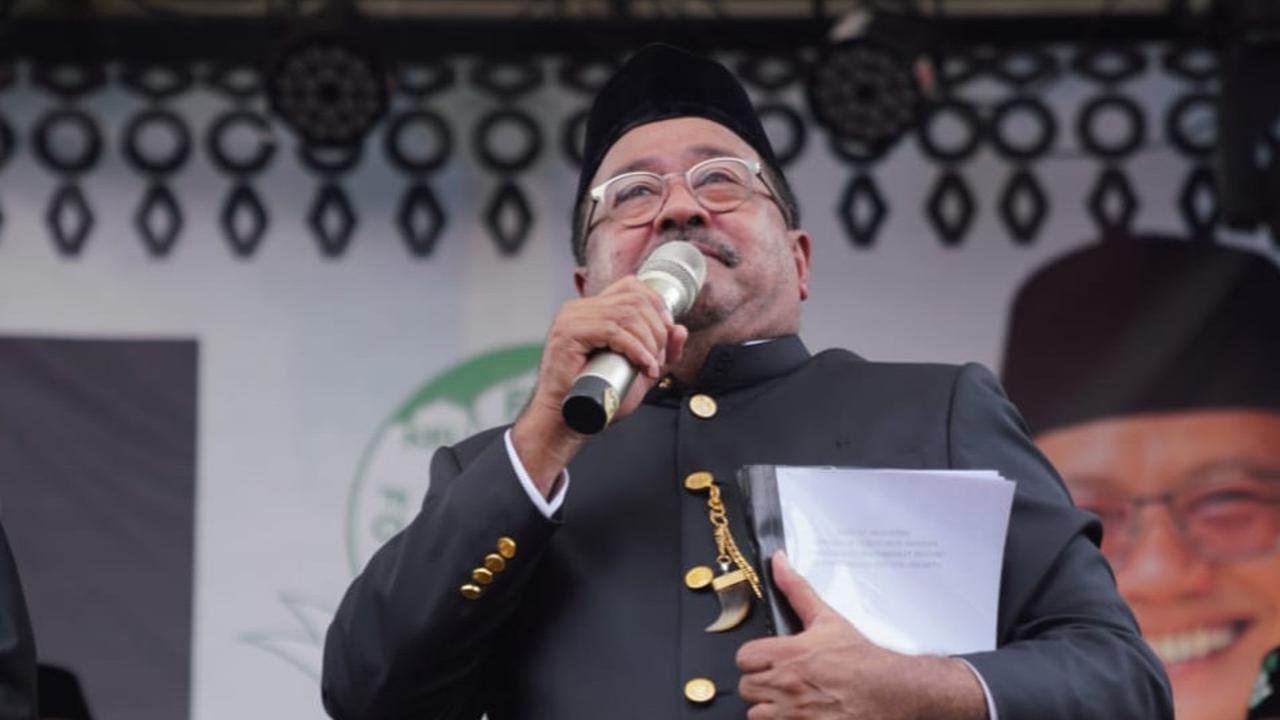 Bang Doel Meneteskan Air Mata Saat Kenang Benyamin Ingin Majukan Betawi