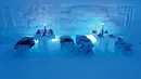 Laino Snow Village Ice Restaurant, yang terletak di kota Finlandia akan membuat Anda kedinginan. Restoran ini berada di dalam igloo. Restoran unik ini dihiasi dengan dekorasi es untuk menciptakan suasana yang tak tertandingi. (Istimewa)