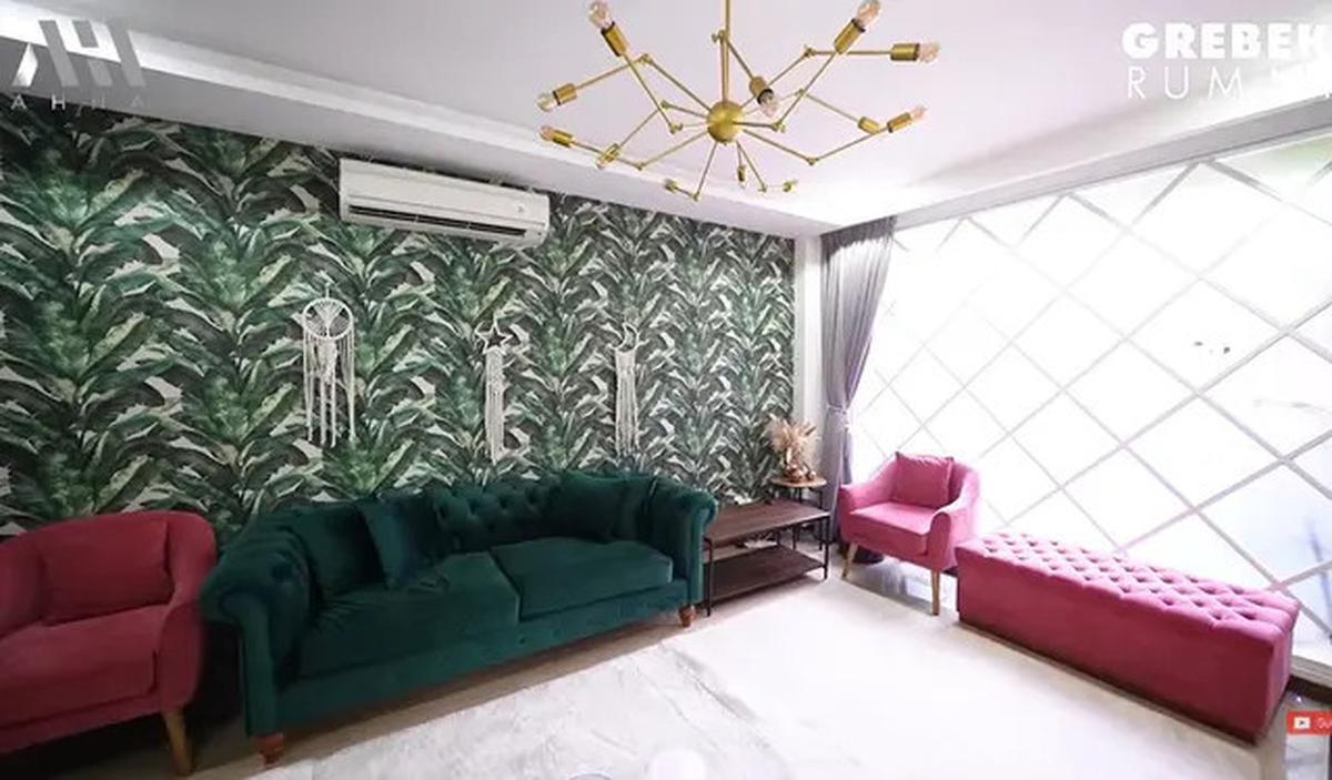 Tinggal di Kawasan Elit, Intip 5 Potret Ruang Tamu Sederhana Rumah Marshanda