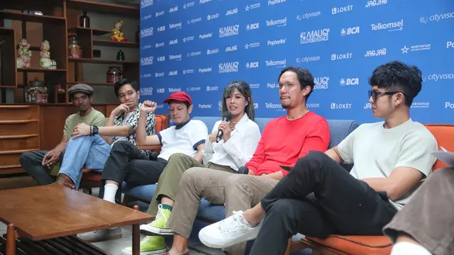 Maliq & D'Essentials