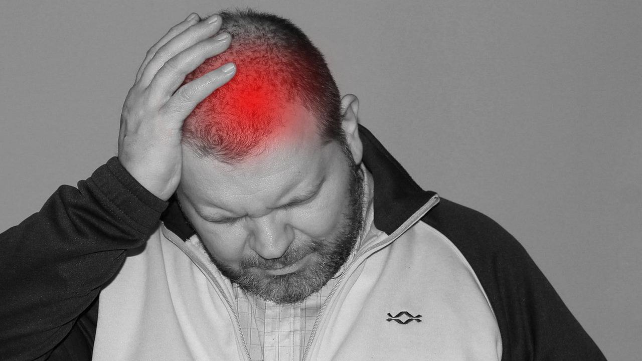 Migrain Datang Tiba-tiba? Ternyata 8 Jenis Makanan Ini Penyebabnya!