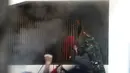 Aksi unjuk rasa massa yang dilakukan di depan Markas Komando Korps Brigade Mobil (Brimob) Polda Metro Jaya di kawasan Kwitang, Jakarta Pusat, Jumat (29/8/2025) sempat beberapa kali ricuh. (Liputan6.com/Helmi Fithriansyah)