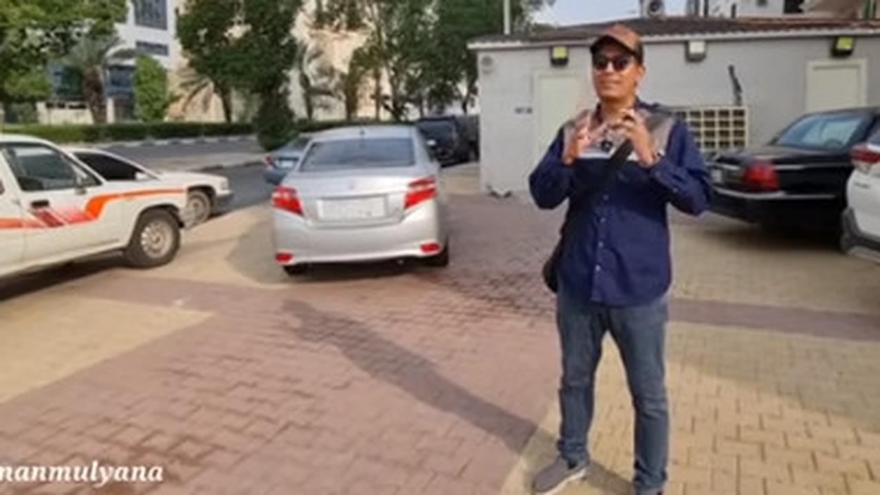 Biaya Hidup Mahal, Ini Pekerjaan Alman Mulyana YouTuber Indonesia di Mekkah 'Saya Lebih Banyak Kerja Daripada Tidur