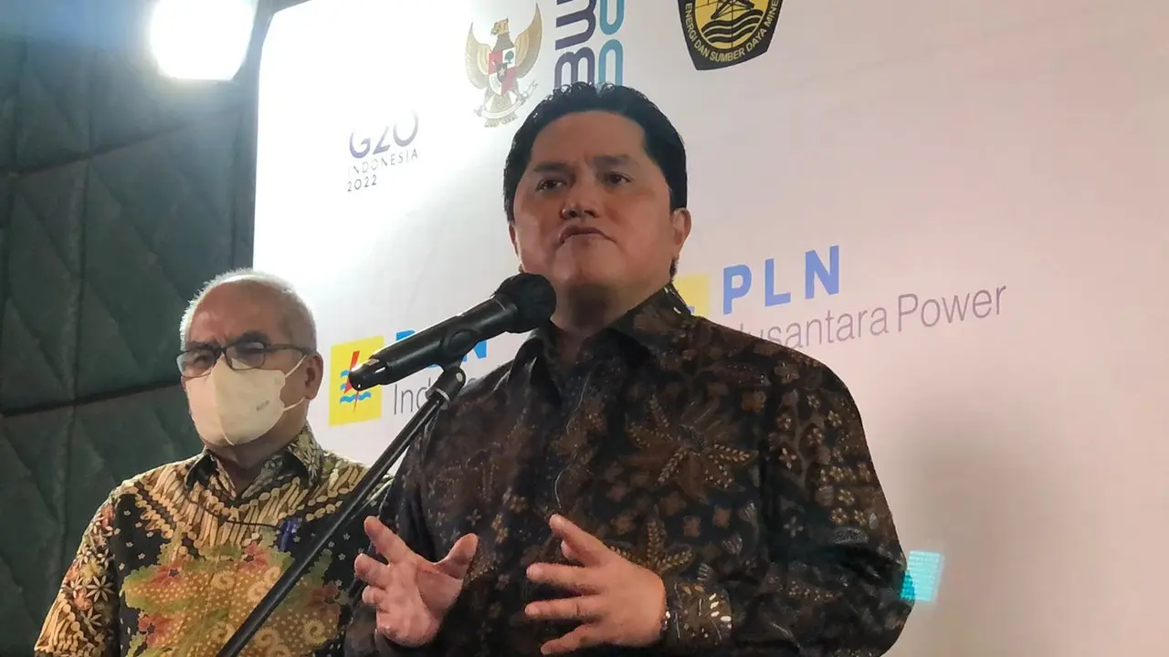 Menteri BUMN Erick Thohir dalam peluncuran Holding dan Subholding PT PLN (Persero), di Kantor Pusat PLN, Rabu (21/9/2022).