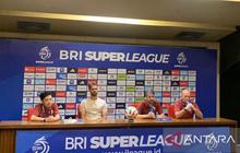 Mauricio Souza Ingatkan Pentingnya Kontrol Emosi Pemain Persija di Lapangan