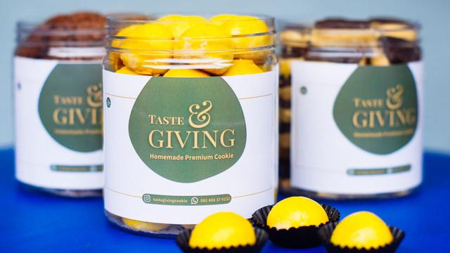Taste & Giving Cookie