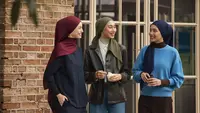 UNIQLO Rilis Koleksi Hijab, Tawarkan 3 Model untuk Beragam Aktivitas Sehari-hari