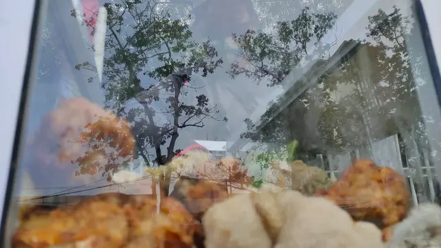 Para Perantau Mengejar Rezeki Jadi Pedagang Pempek Palembang (2)