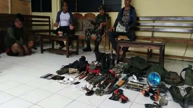 Barang bukti yang disita dari tersangka pencurian sepeda motor dinas TNI. (Foto: Liputan6.com/Humas Kodim Purbalingga/Muhamad Ridlo)