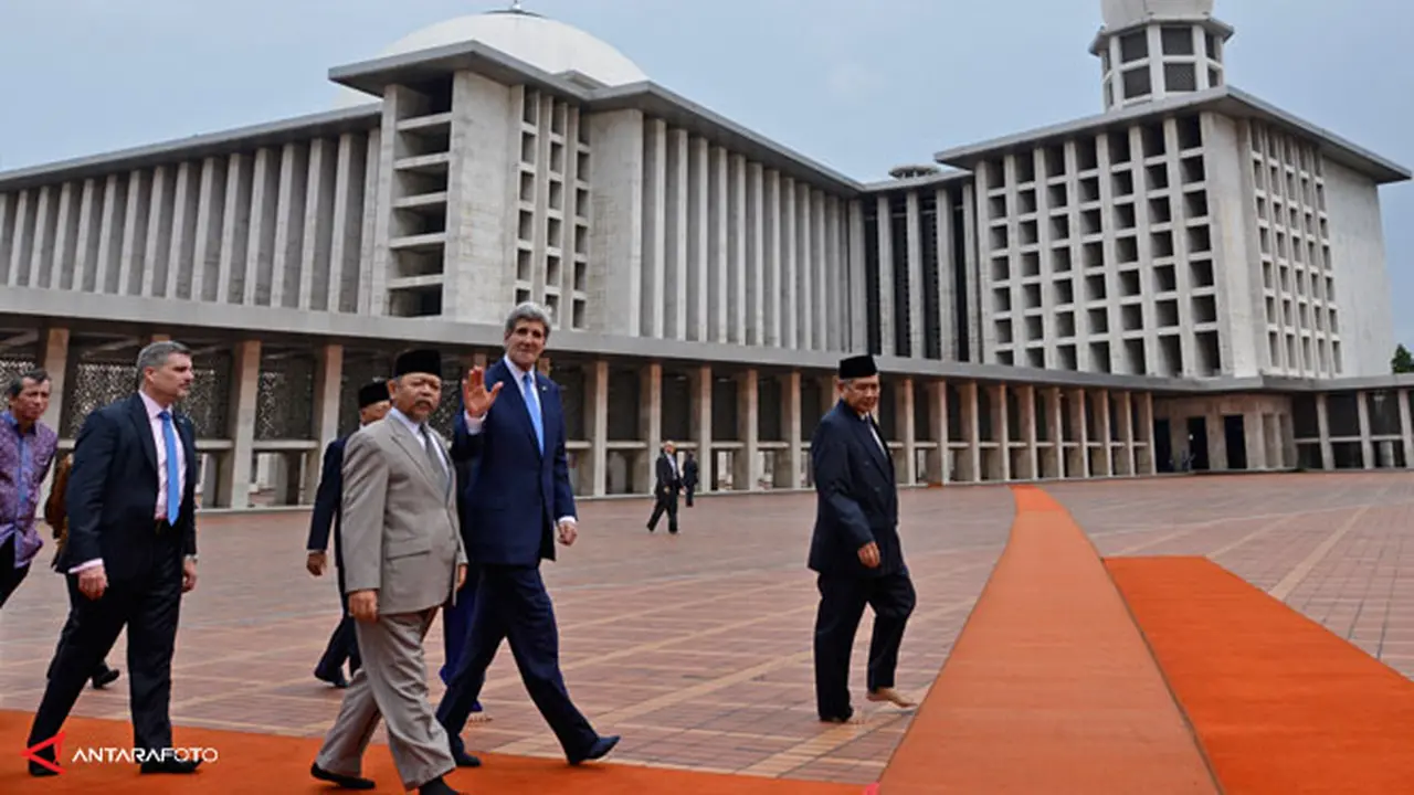 menlu-istiqlal-140217b.jpg