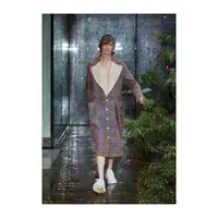 Simak tren fashion yang diprediksi akan naik daun di 2021 (Foto: instagram/bethany_williams_london)