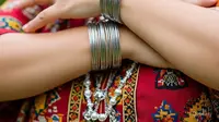10 Rekomendasi Model Gelang untuk Tangan Besar, Terlihat Lebih Proporsional dan Stylish