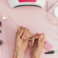 Ilustrasi nail art (copyright Freepik)