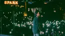 Penyanyi Rizky Febian menggungah aksinya di atas panggung saat tampil pada konser Acara Grand Opening SPARK, Samarinda, Sabtu (2/7/2022) malam. Terimakasih Bubuhanya SAMARINDA  tulis Iky di caption akun miliknya. (Instagram/rizkyfbian)