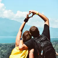 3 Zodiak yang Lebih Nyaman Menunjukkan Sayang Lewat Tindakan./copyright. pexels/